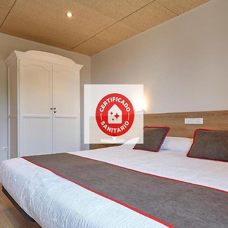 Hostal Nobadis Cervera Kültér fotó