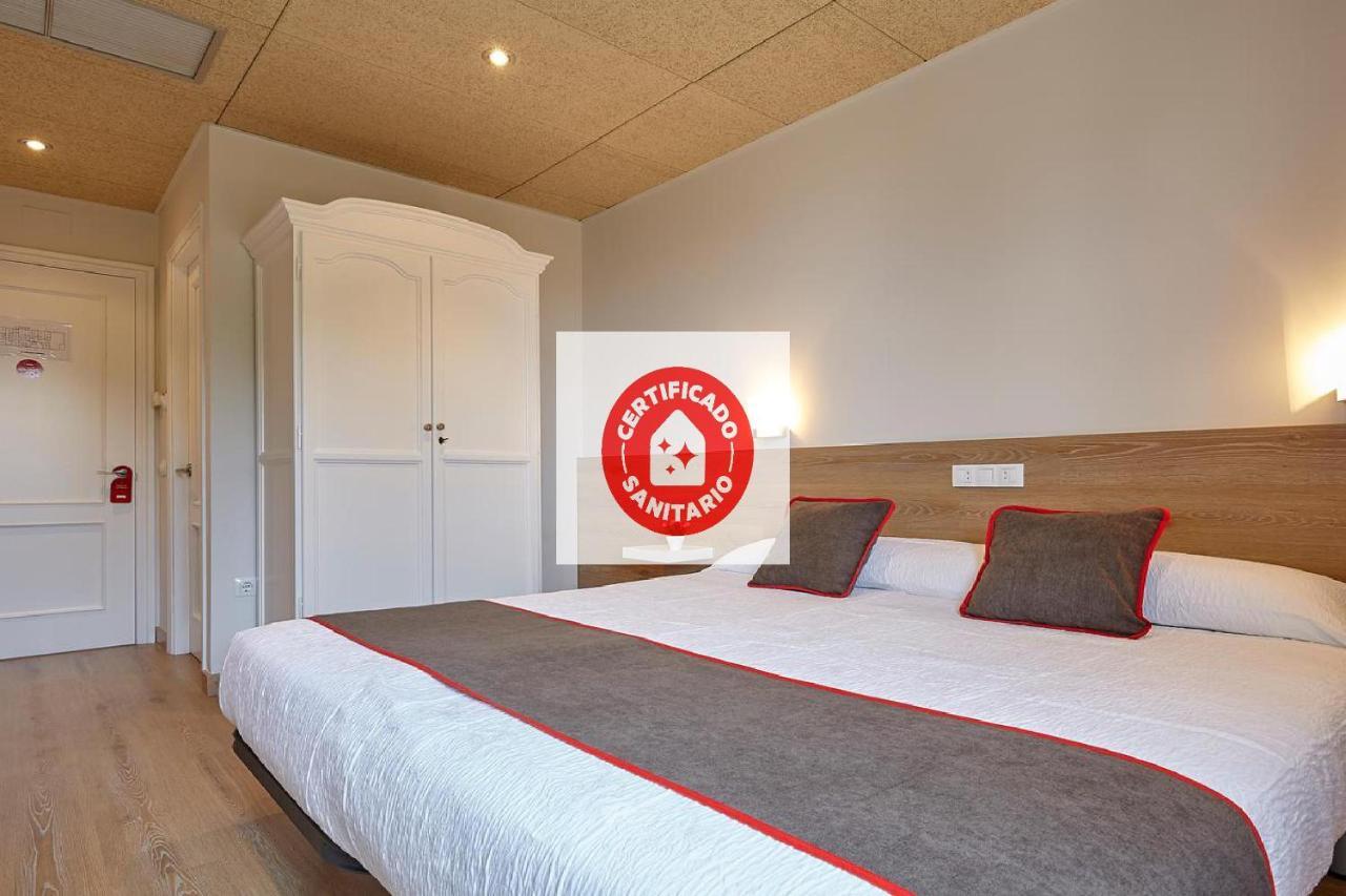 Hostal Nobadis Cervera Kültér fotó