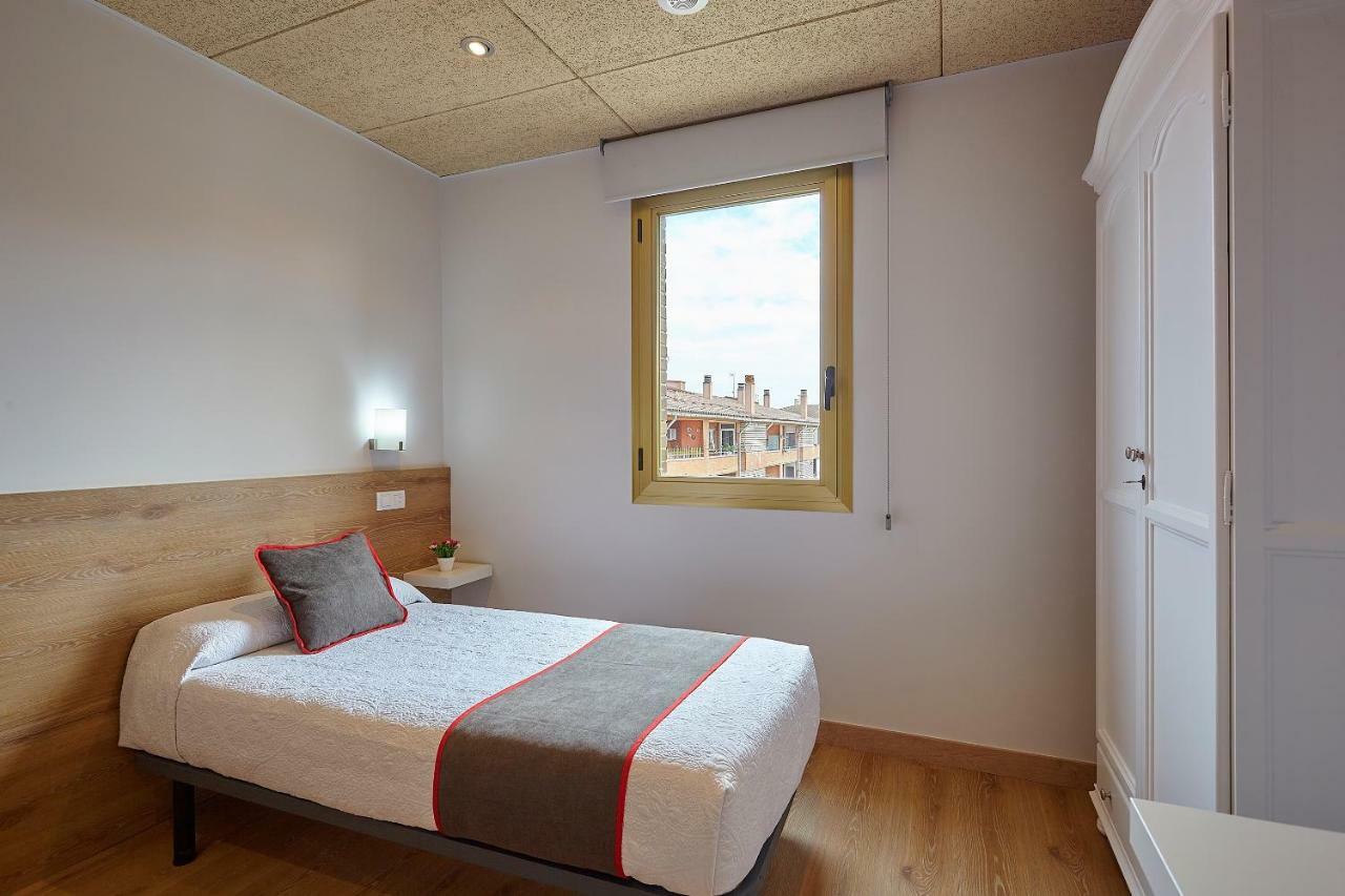 Hostal Nobadis Cervera Kültér fotó